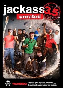 مستند Jackass 3.5 2011 1 MV5BMmFmYWU5ODEtYWYwOS00YmU4LWJlYzktOGQ2YmI1Y2RhYzJiXkEyXkFqcGc@. V1 SX500
