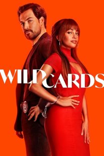 سریال Wild Cards 1 MV5BOWM0NzhlYzEtOWZkZC00ZjI0LThjMTYtZGNmMDBjNDBhMjY2XkEyXkFqcGc@. V1 SX500