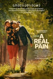 فیلم A Real Pain 2024 1 MV5BODY2YWYwM2YtZTVlNC00MjgyLTgzYTgtNmFmYWE5ZmY1MDM5XkEyXkFqcGc@. V1 SX500